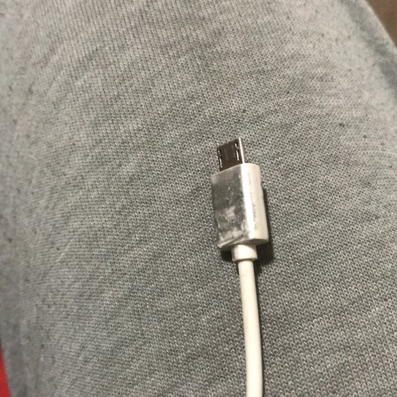 Blackberry Torch 9800. Unlocked 8/10 - Picture 10 of 10